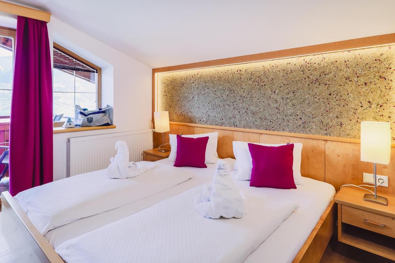 Panorama Hotel Guggenbichl - Inkl Sommerkarte, Einmaliger Eintritt Ins Tauern Spa & Bester Ausblick Ueber Kaprun Exterior foto